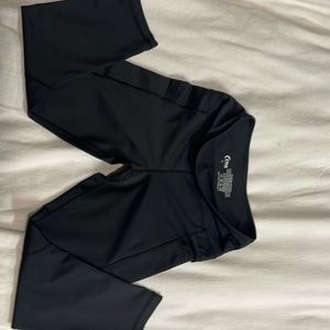 Zyia crop leggings